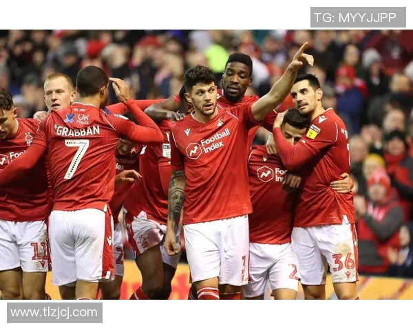 国王杯精彩对决AC米兰逆转拜仁引发争议判罚全场沸腾