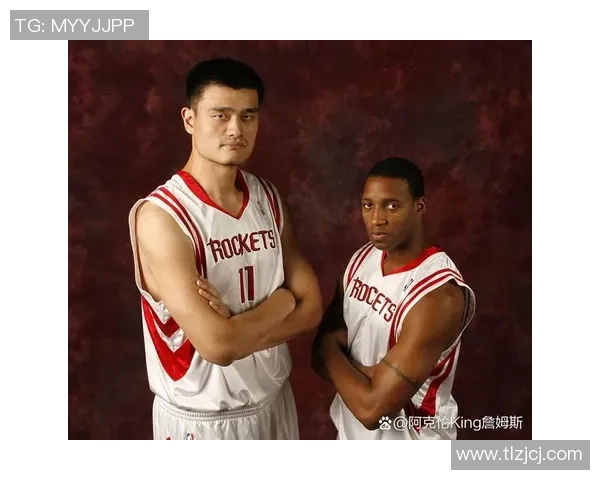 姚明在NBA的辉煌历程与五十个传奇瞬间的回顾与分析