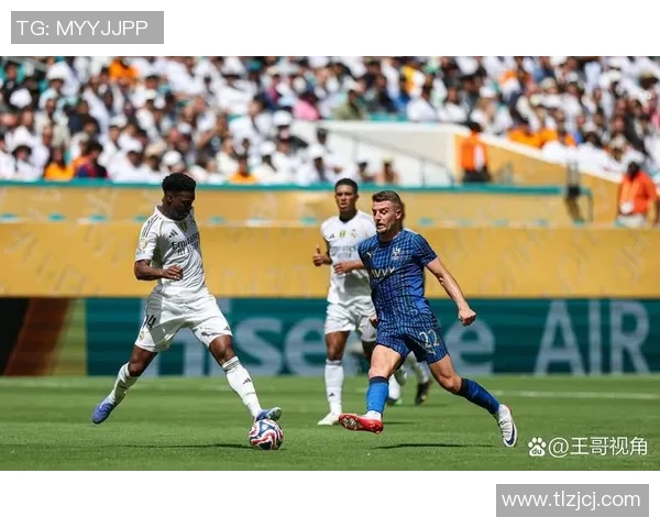 足总杯精彩对决皇马狂胜那不勒斯引发全场热烈反响