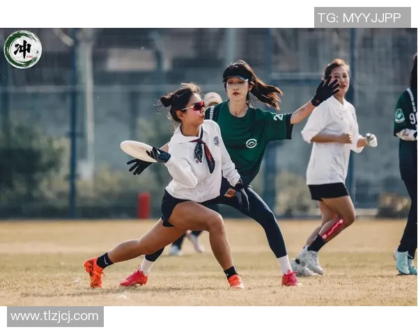 重庆飞盘队心理素质的变革与飞盘运动的热议现象分析