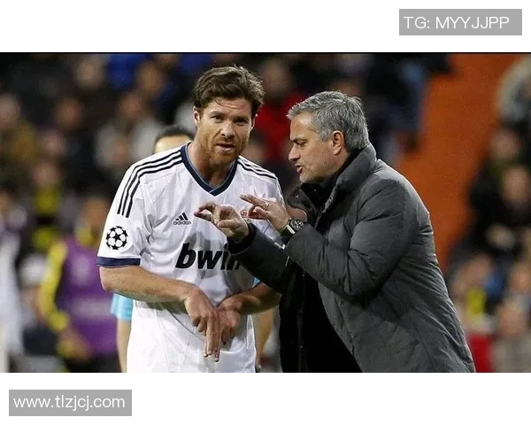 意甲焦点战里昂逆转本菲卡绝杀瞬间引发争议判罚全场沸腾