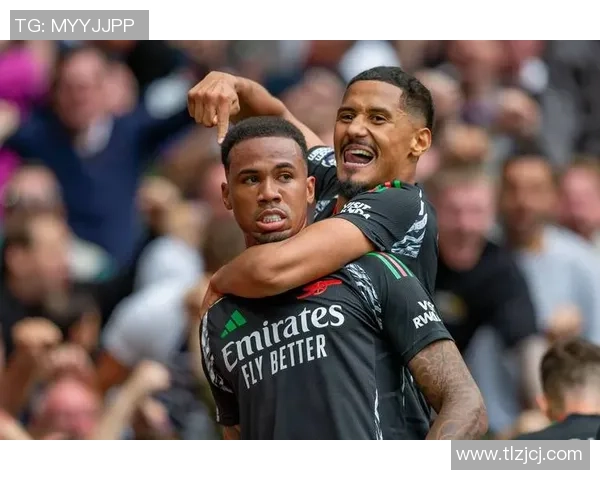 英超激战:巴黎圣日耳曼逆转国米神扑时刻成全场焦点 英超激战:巴黎圣日耳曼逆转国米神扑时刻成全场焦点