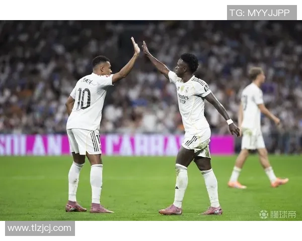 足总杯精彩对决国米与皇马战平后点球大战引爆全场激情 足总杯精彩对决国米与皇马战平后点球大战引爆全场激情